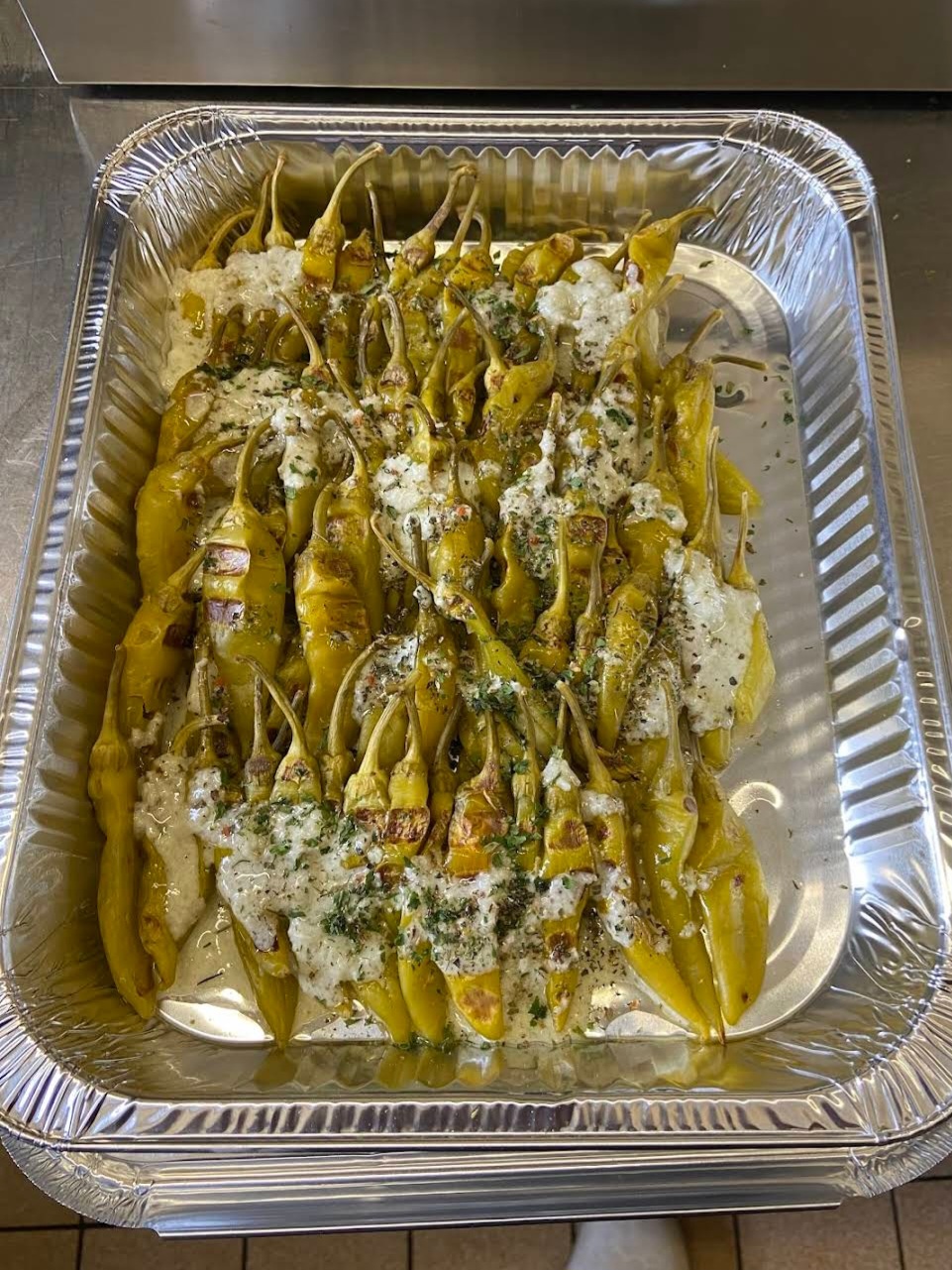 Gefüllte Peperoni mit Feta (Bouyourdi)