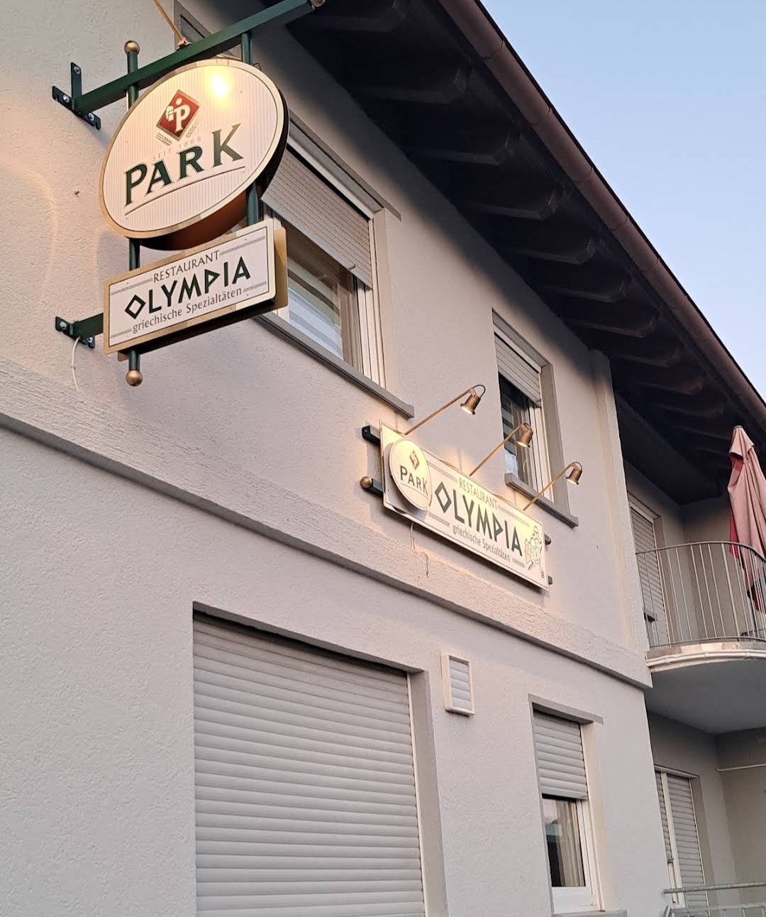 Außenansicht – Restaurant Olympia